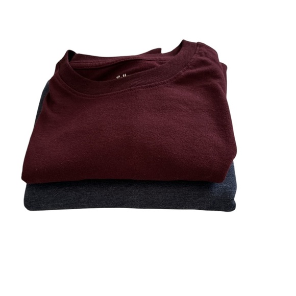 2 Men’s Basic T shirts (1) Navy and (1) Mauve Goodfellow & Co, size Medium - Picture 10 of 10